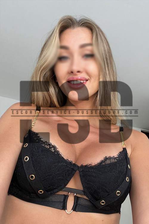 DFK Escort Girl in Dusseldorf