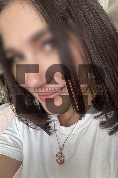 Face Sitting Escort Girl in Dusseldorf