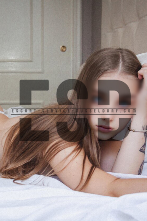 COB Escort Girl In Dusseldorf