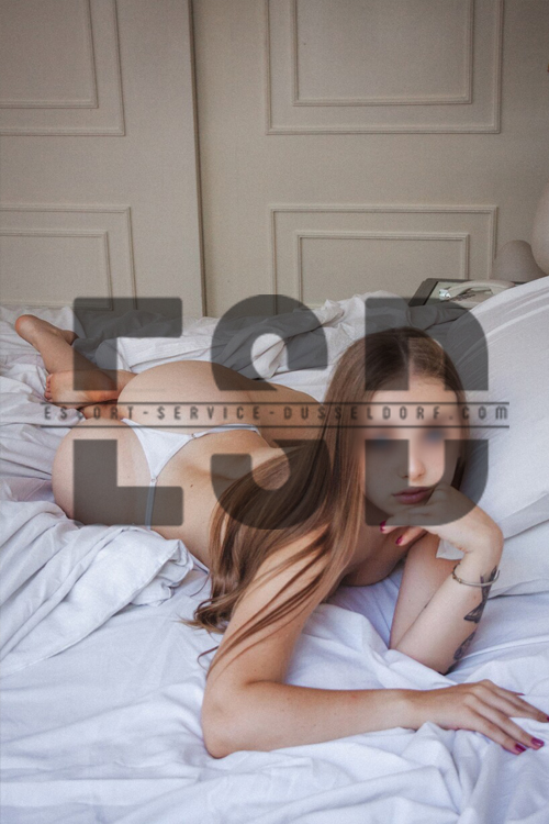 COB Escort Girl In Dusseldorf
