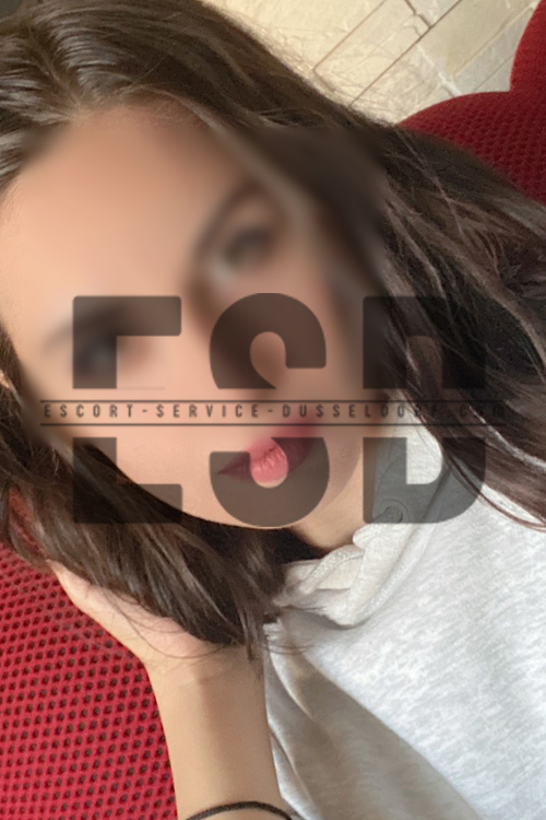 Couples Escort Girl In Dusseldorf