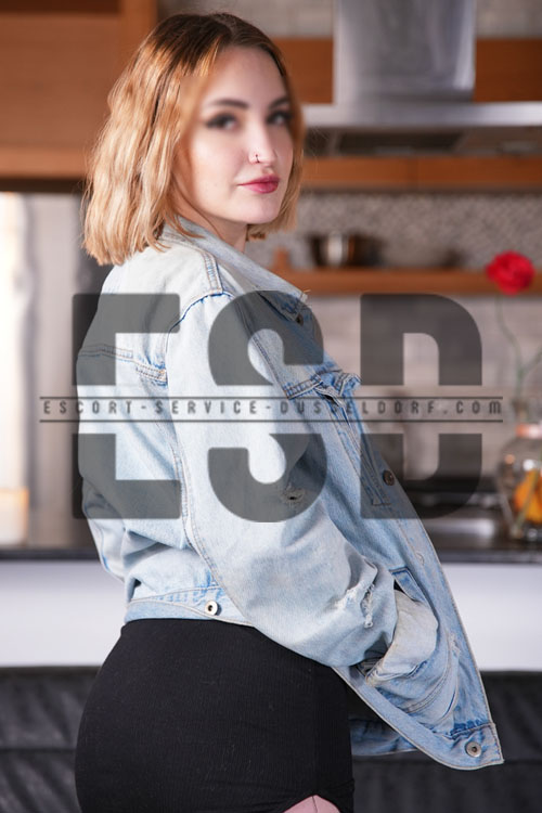 VIP Escort Girl In Dusseldorf